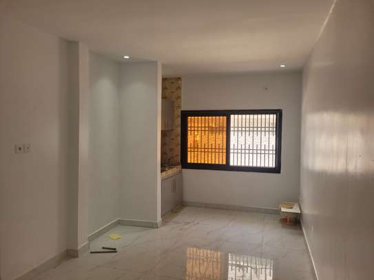 Studio à louer par mois image 7