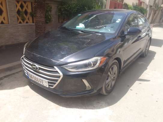 Hyundai Elantra 2018 image 1