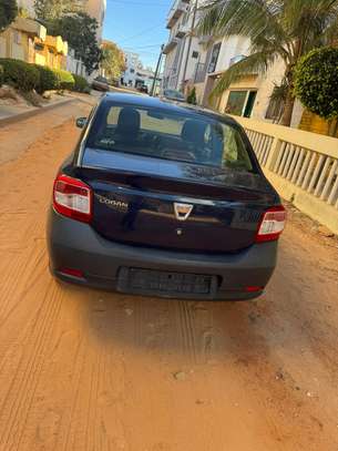 logane dacia image 2