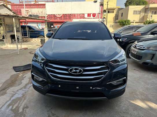 Hyundai santafe image 1
