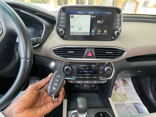 HYUNDAI SANTAFE 2020 image 13