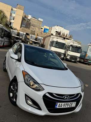 Hyundai elentra Gt année 2013 full option image 3