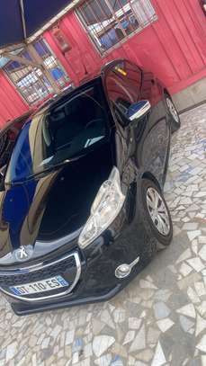 PEUGEOT 208 2015 image 3