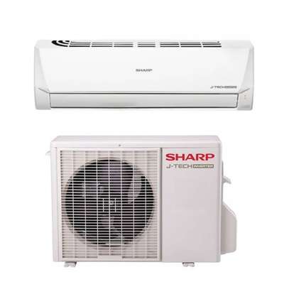 SPLIT 2CV SHARP 18000BTU INVERTER R32 image 1