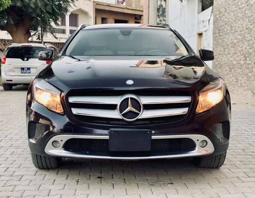 Mercedes GLA 250 année 2015 image 5