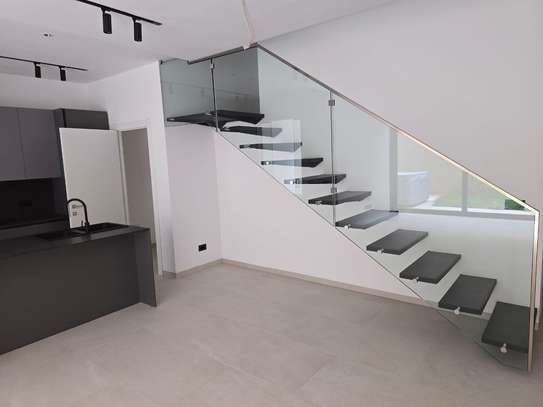 Un beau duplex a louer sur la corniche des Almadies image 2