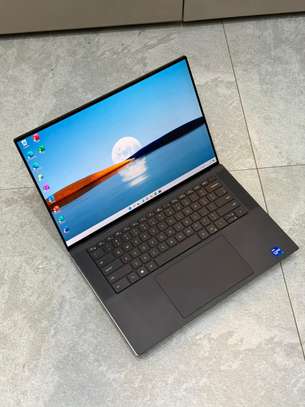 Dell précision 5560 image 4