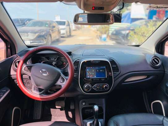 Renault qm3 2018 image 5