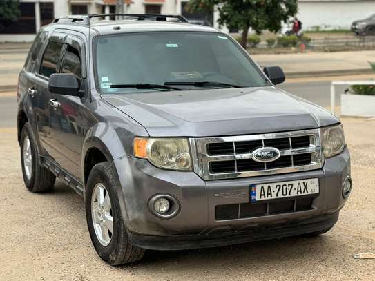 Ford Escape carré image 3