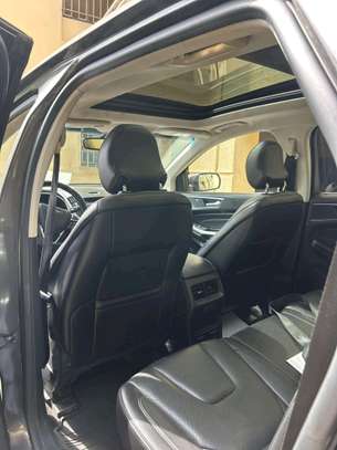 Ford Edge Titanium image 2