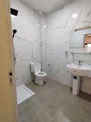 APPARTEMENT F3 À LOUER À NGOR ALMADIES image 10