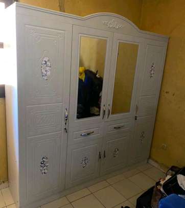 Armoire marron,noire ,gris et blanc image 9