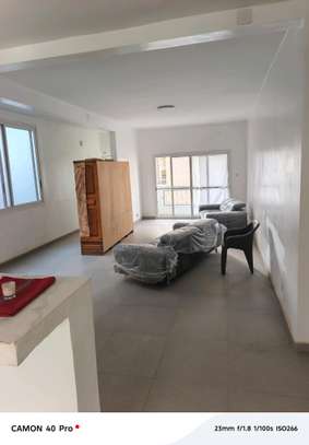 Sacré cœur appartement de type F4 à louer avec T privée image 3
