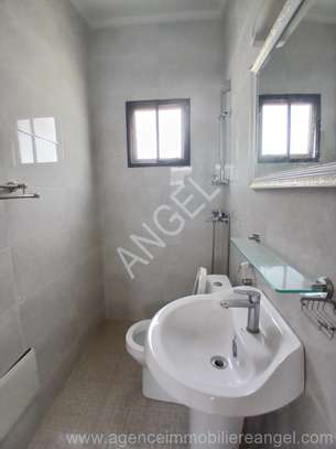 Ref_2455_GL Appartement à louer à sacré cœur image 9