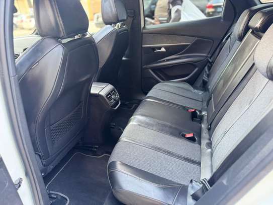 Peugeot 3008  2019 image 3