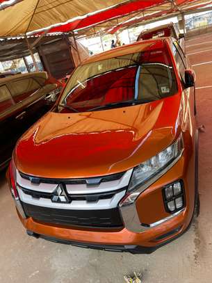 2020 Mitsubishi outlander/RVR image 2