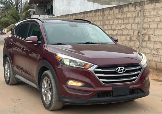 Hyundai Tucson 2017 full option image 4