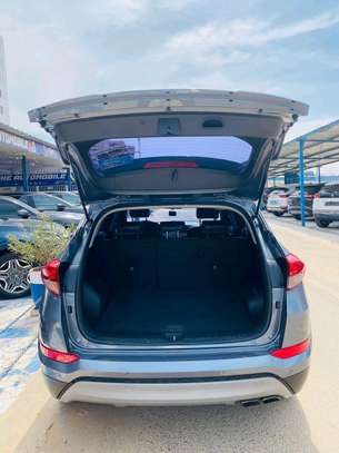 hyundai tucson 2018 2.0 image 4