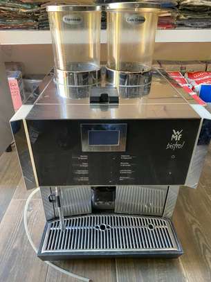 Machine à café et capuccino Bar et Moulin image 1