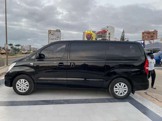 Hyundai starex 12 places image 4