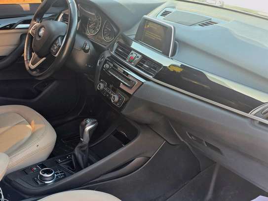 BMW X1 XDrive 28i 2017 image 5