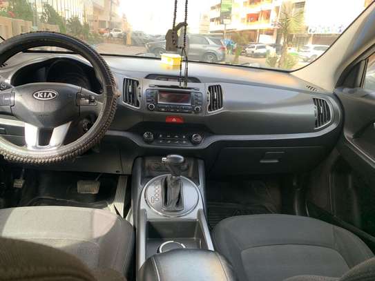 Kia Sportage 2011 image 6