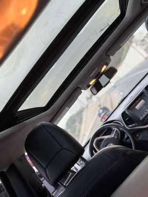 Jeep Cherokee image 10