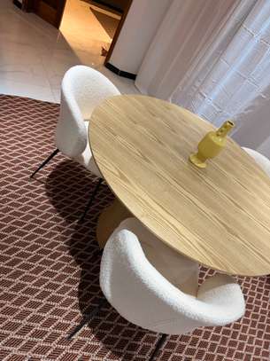 Table à manger complète image 3