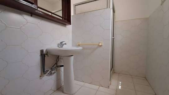 Appartement F3 à louer à Fann Mermoz image 6