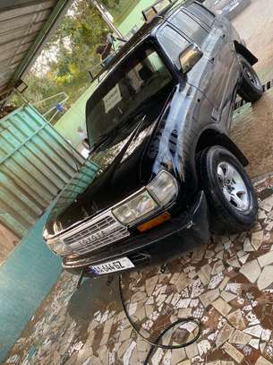 Toyota land cruiser ancien modèle image 4