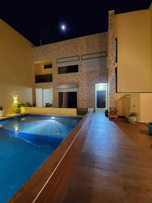 Villa a vendre a la citée djilly mbaye yof image 2
