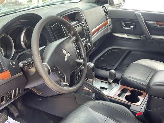MITSUBISHI PAJERO 2008 image 4