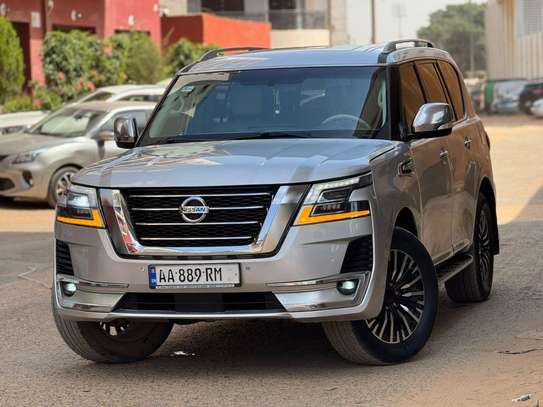 Nissan patrol 2015 image 2