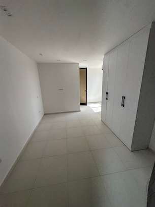 APPARTEMENT F5 VUE SUR MER AU VIRAGE image 9