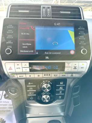 Toyota land cruiser VX image 8