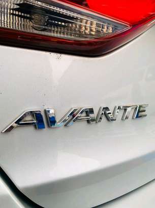 Hyundai avante 2018 image 4