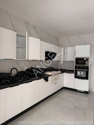 Ref_2766_SEY Appartements à louer au Point E image 4