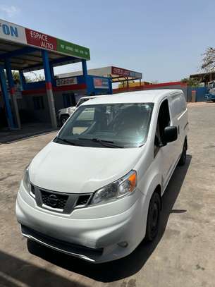 Nissan NV200 image 10