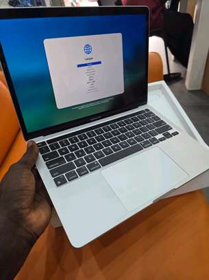 MacBook pro M1 image 3