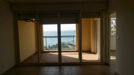 Appartement Corniche Est Plateau image 4