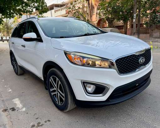 Je vends ma kia sorento 2017 automatic essence AWD image 3