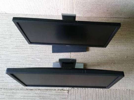 Écran ordinateur DELL 24"  POUCE image 3