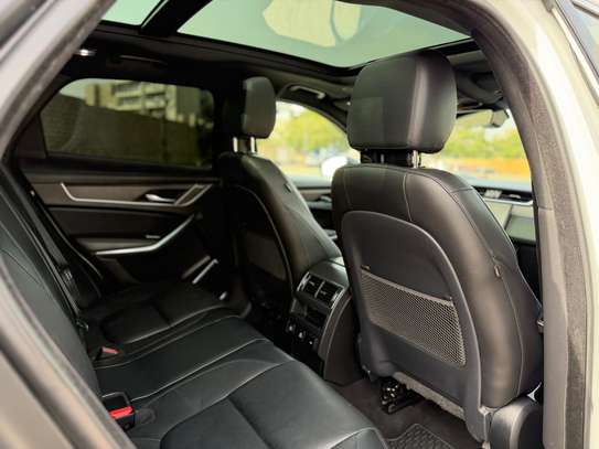 JAGUAR F-PACE 2022 image 10