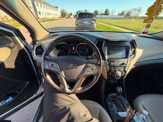 Hyundai Santafee Ultimate 2017 image 7