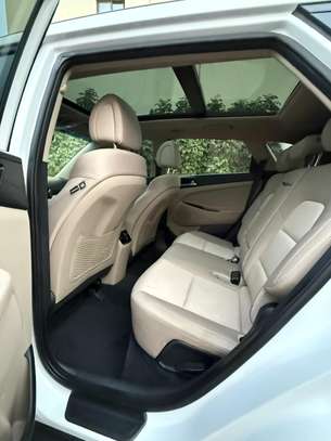 HYUNDAI TUCSON SPORT ANNEE 2018 image 3