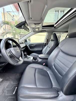 TOYOTA RAV4  ANNÉE 2021 image 5