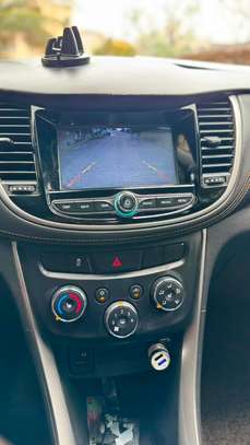 Chevrolet Trax 2027 image 12