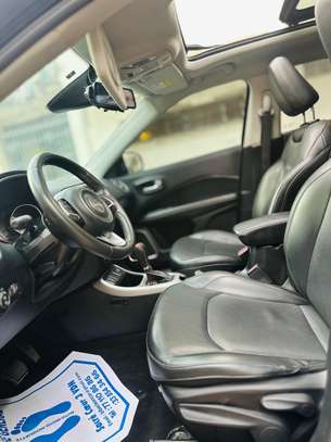 Jeep compas moteur 1.4 année 2017 image 8