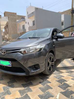 Toyota Yaris sedan image 4