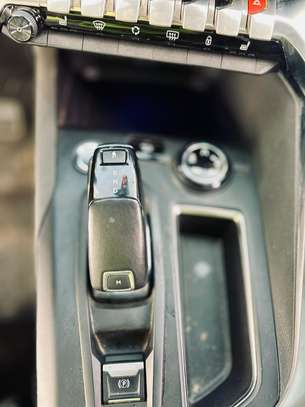 Peugeot 4008 année 2018 image 6